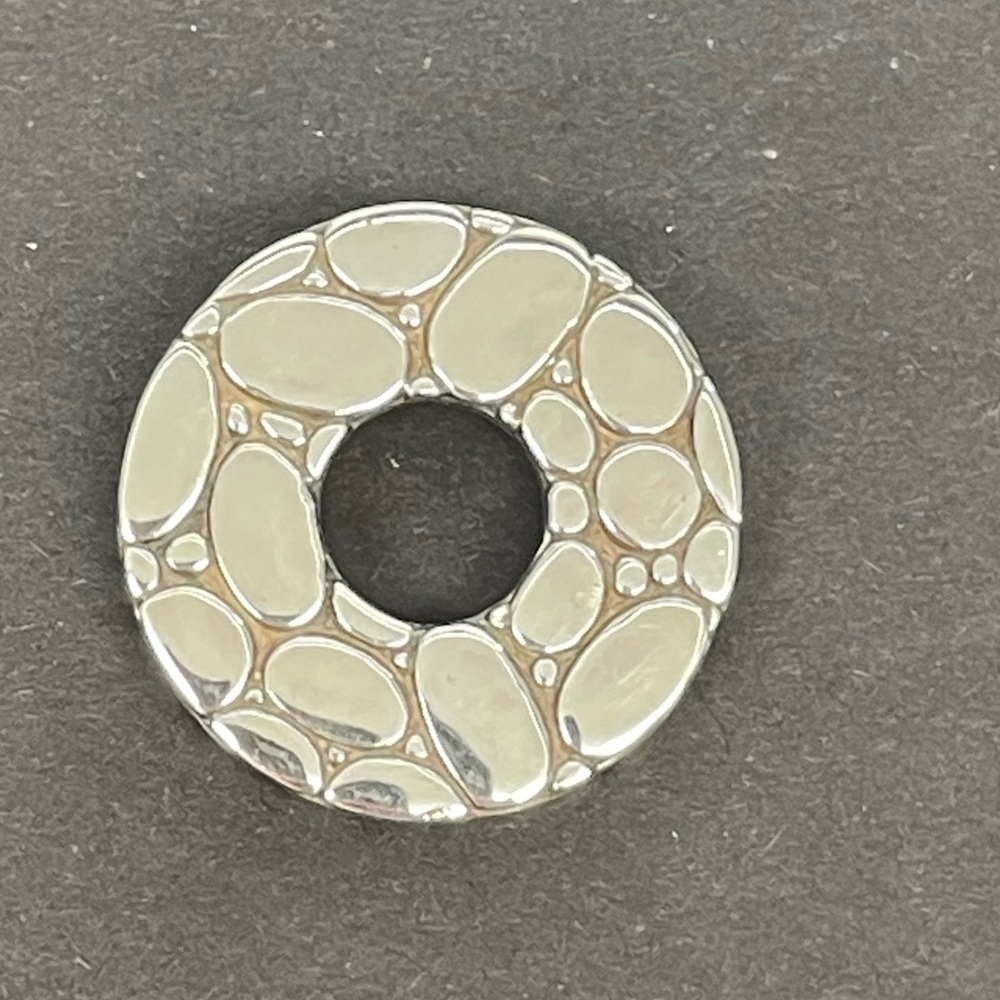 John Hardy Kali Pebble Sterling Silver open circle pendant.